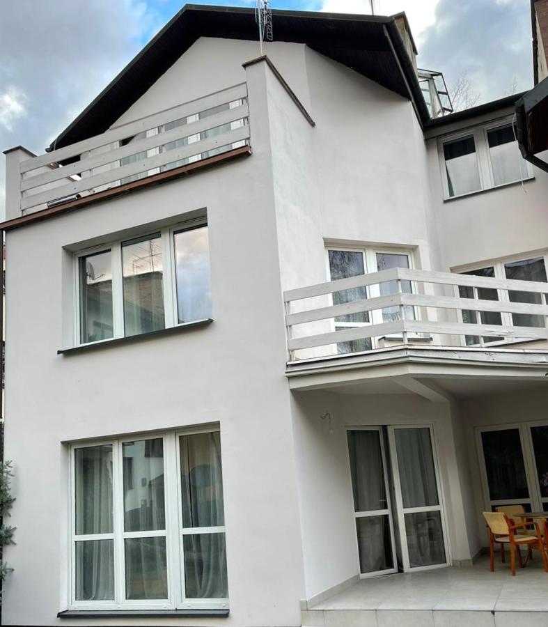 Willa Kaskada Lomianska 33 Warszawa Exterior foto